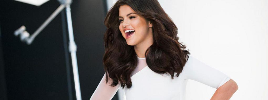 selena-gomez-pantene-avatar-photo